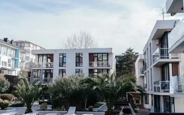 Na Ulitse Molodogvardeyskaya 2/64 Apartments