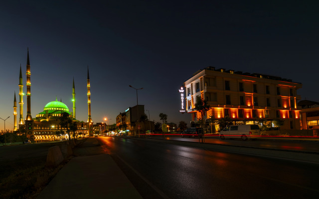 The Great Airport Hotel