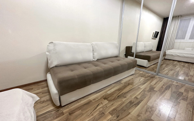 Квартира Шефская 103