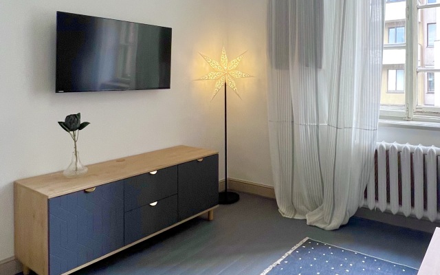 Lange Raye Flat