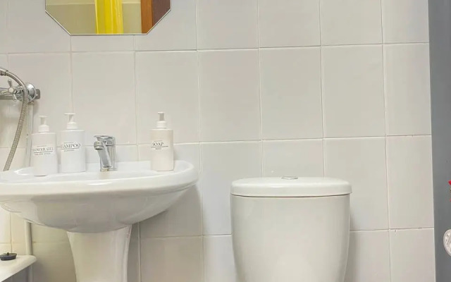 Апартаменты Днепровская 1а