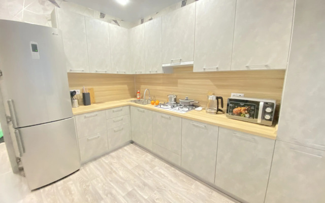 Апартаменты 1-комн Квартира 41кв.м, возле ТЦ Сити Парк ул. Севастопольская д.25 В