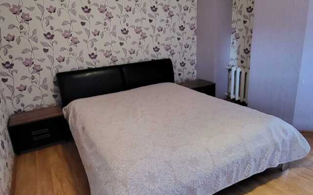 Квартира Уютная трешка