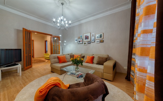 4-komnatnye HomeApart pr-t Nezavisimosti, 14 Apartments