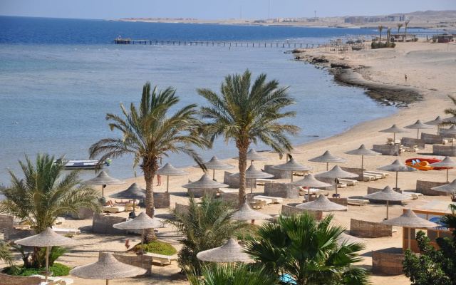 Shoni Bay Resort