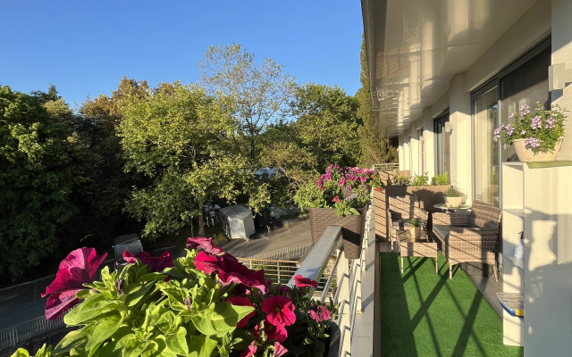 Ruslana Apartments