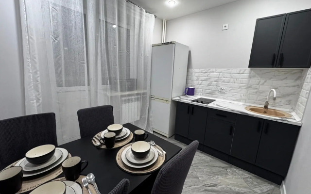 Uyutnaya na Prospekte Vernadskogo Apartment
