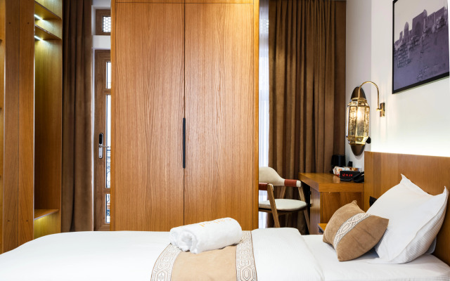 Sarhad Hotel