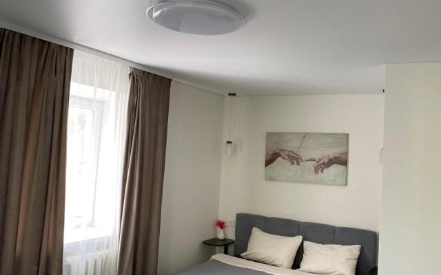Na Lipovskoy 44 Apartments