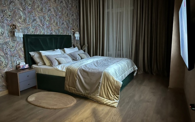 Tlostanova 16 Flat