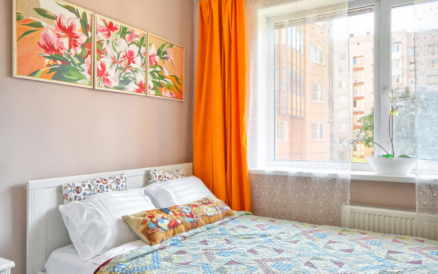 MyhomeYourhome Na Pulkovskoy D1 K2 Apartments