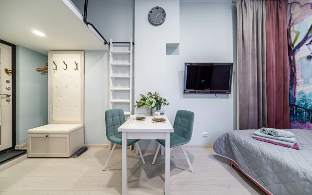 Апартаменты iRon Cat Кузнечный у Невского Проспекта