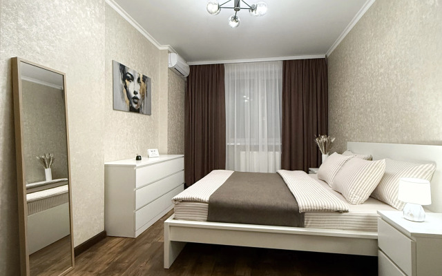 U Naberezhnoy I Akva Parka Flat