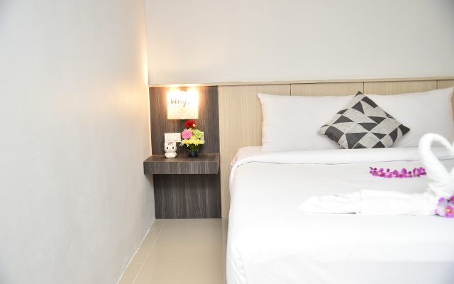 Отель Happy Room Chiang Rai