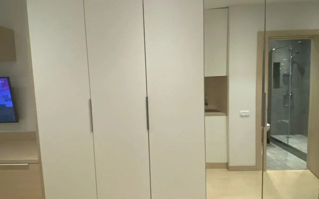 Sovremennaya Studiya V Yes Marata Flat