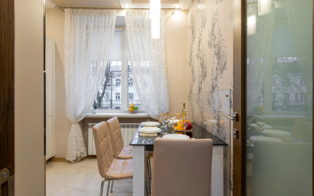Chetyrekhmestnye V Tsentre Minska Apartments