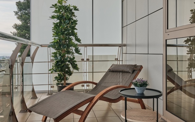 Отель Серенити Премиум