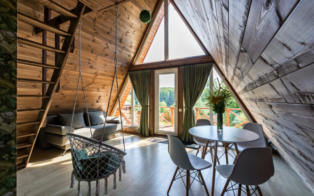 Yakshino Private House