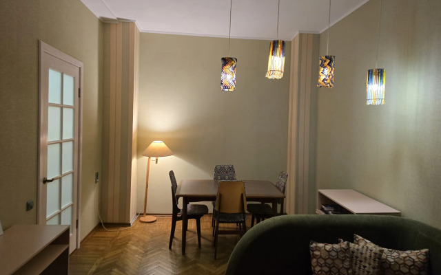 Atmosfernaya Kvartira V Tsentre Flat