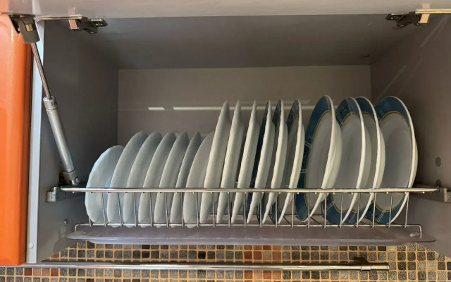 Na Ulitse Khvorostukhina, 1a Flat