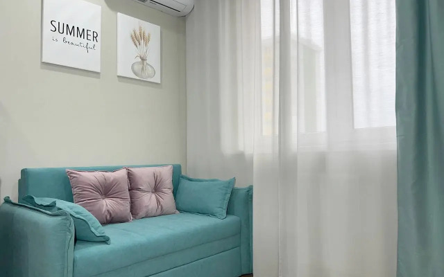 Chetyrekhmestnye Odnokomnatnye Komfort Apartments