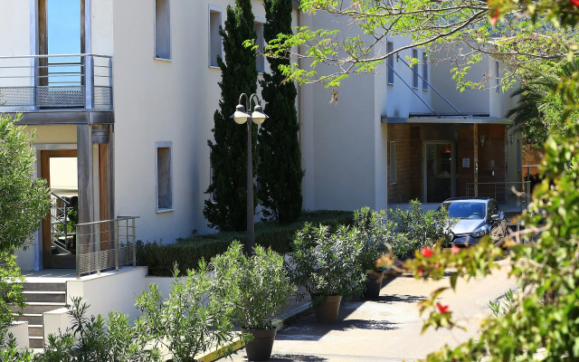 Отель Le Pinarello