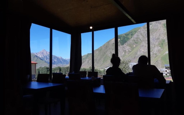 Kazbegi Cottages Hotel - Image 6