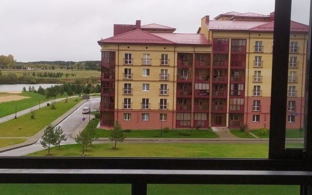 Na Ul Solnechnaya 81 Apartments