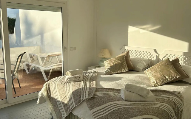 ТаунХаус Near Puerto Banus