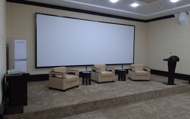 Orient Star Varahsha Hotel