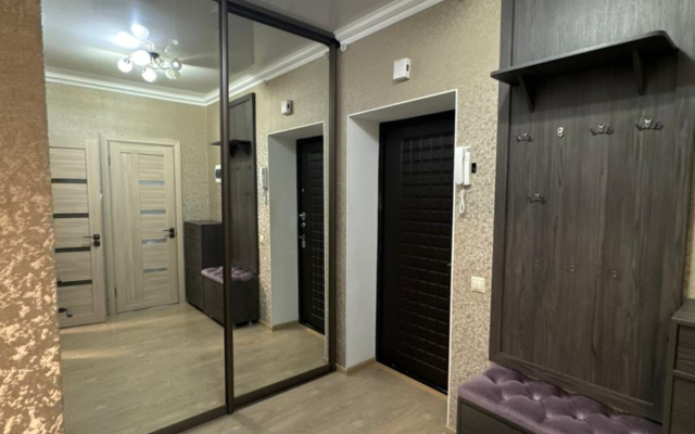 V Tsentre Goroda Flat