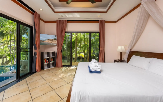 Traditional Thai 2BR in Baan Bua Estate Villa