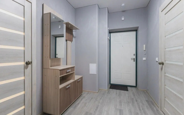 Na Ulitse Parkhomenko 156b Flat