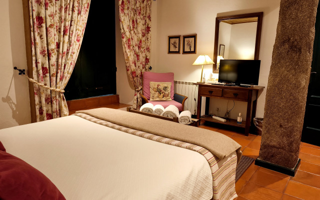 Отель Замок Casa de Santa Ana de Beira