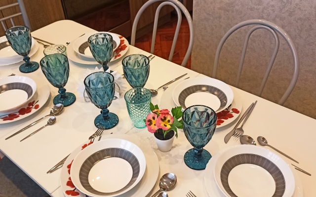 Tcentr 3 izolirovannykh komnaty Apartments