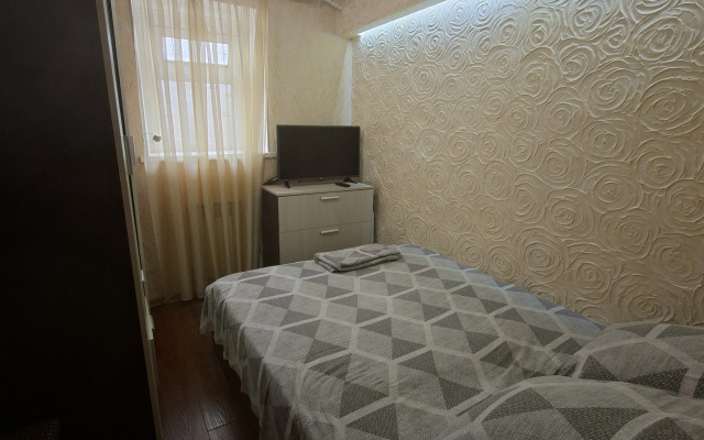 Na prospekte Kirova 54 Flat