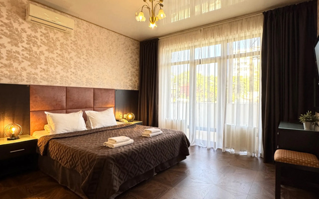 Hotel Paradeyson