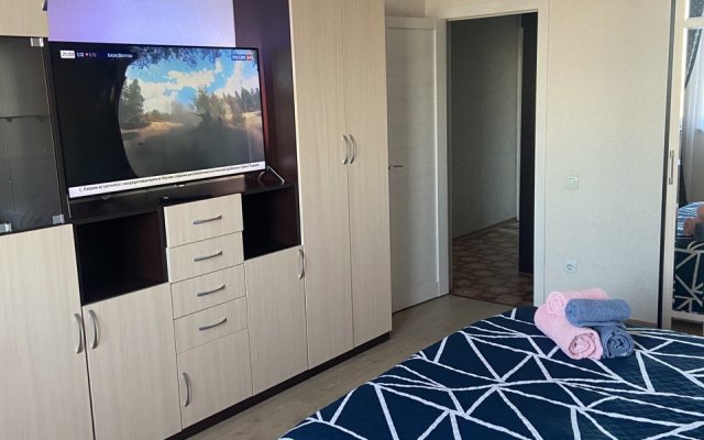 1-K Kvartira S Vidom Na Rybnuyu Derevnyu Flat