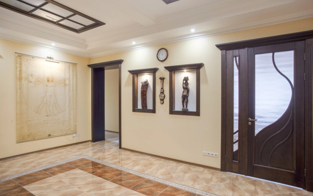 Квартира Большая у НОВАТа