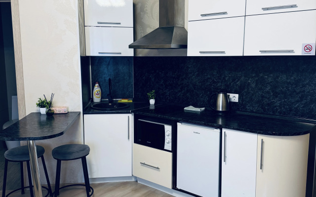 Red Na Komarova 45 Apartments