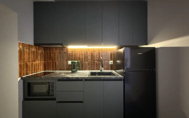 New Trendy 1Bd Apt, Unbeatable Location Flat