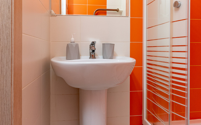 U metro Parnas 1826 Apartment