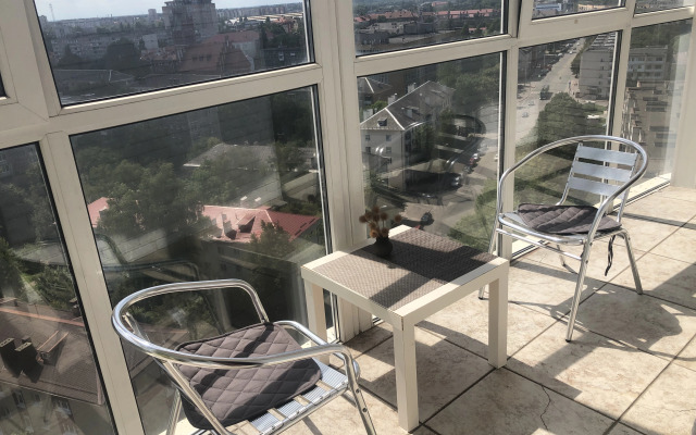 Квартира на  Эпроновской 1