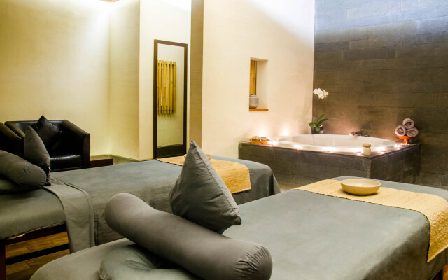 The 101 Bali Fontana Seminyak Hotel