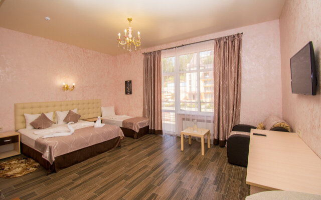 Grand Noy Hotel