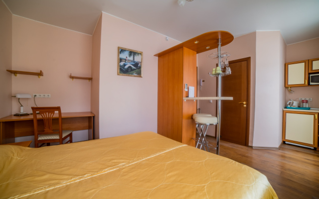 Teremok Proletarskij Guest House