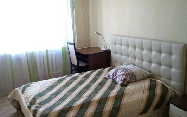 Domovoj 60 Let Oktyabrya 5 Apartments