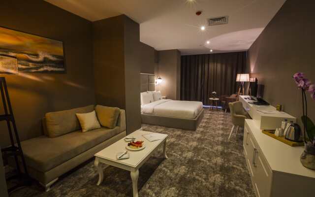 Royal Comfort Hotel