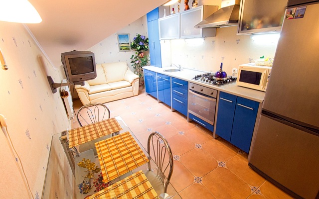 Апартаменты на Тихой