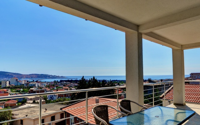 Апартаменты LuxApart Monte